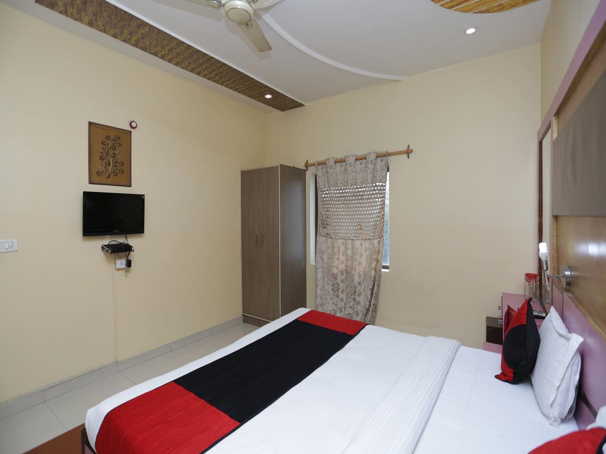 Oyo 12221 Hotel M House Agra  Exterior photo